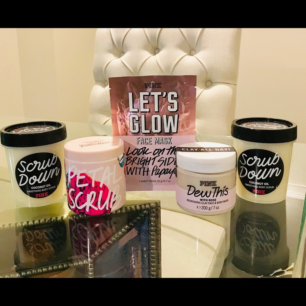 PINK Victoria’s Secret Bath Set